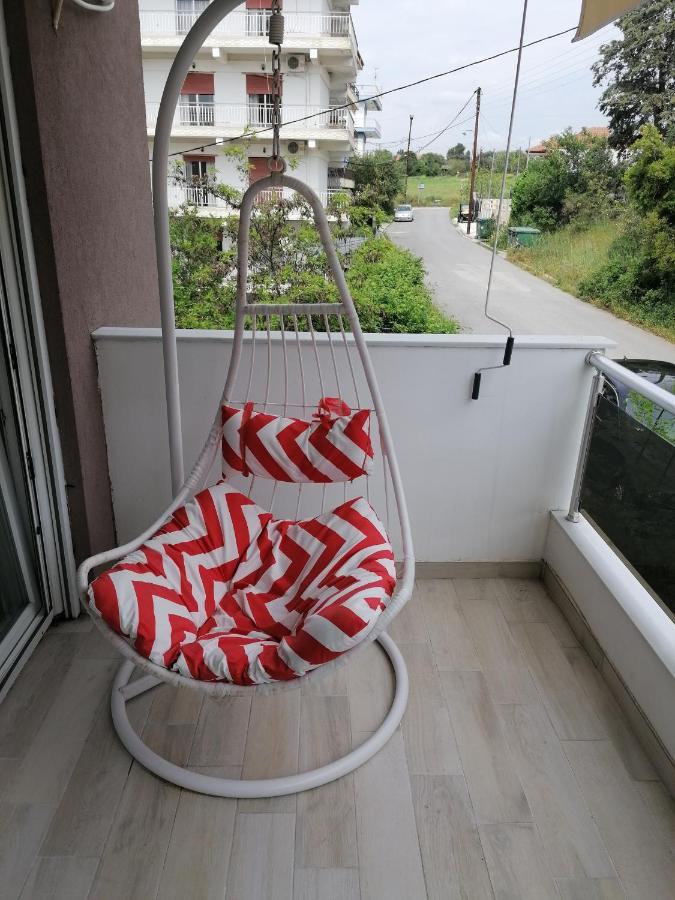Crystal Blue Apartments Nea Kallikrateia Экстерьер фото