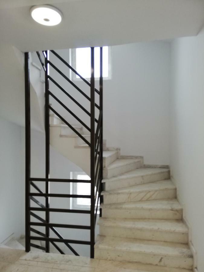 Crystal Blue Apartments Nea Kallikrateia Экстерьер фото